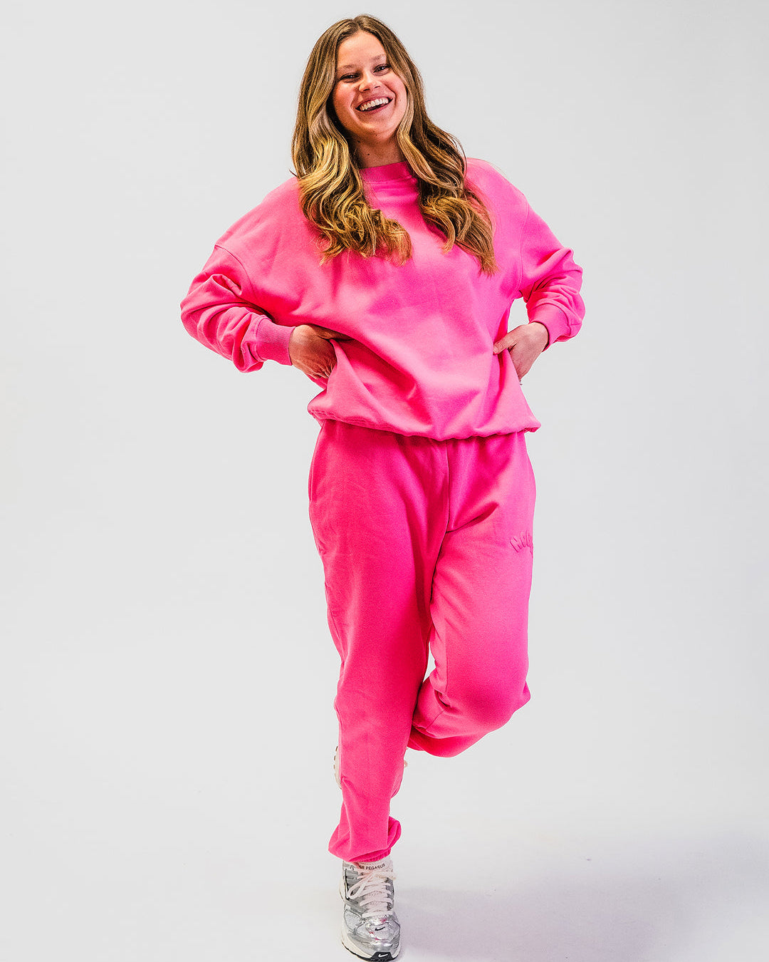 Core Crewneck | Hot Pink